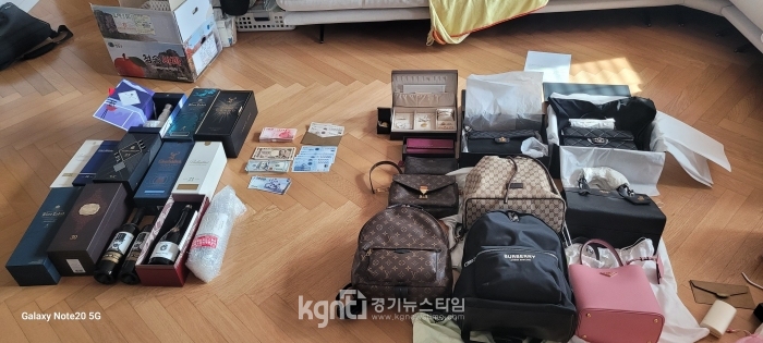 Ưʽ, û⵵ ü   ¡Ȱ 