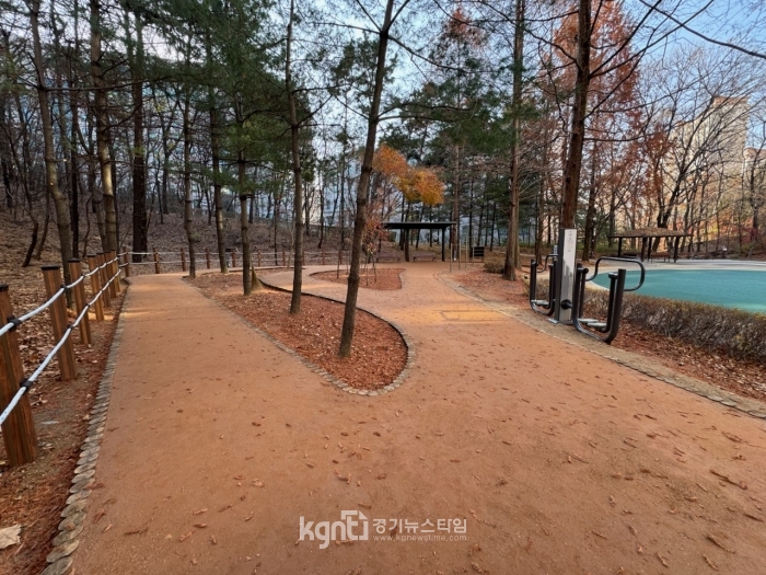 Ưʽ, ﱸ  ūֱٸ ǹ߱ 