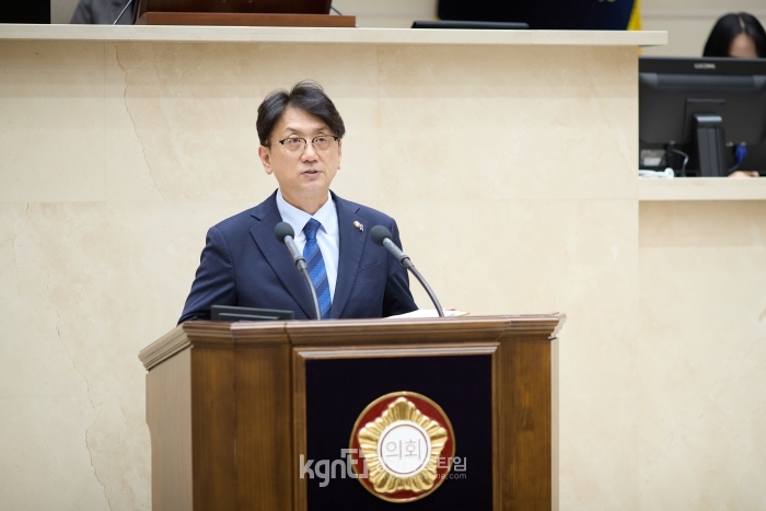 ����Ư�ʽ���ȸ �̱��� �ǿ�, ���ΰ���ö �δ��ذ� �뵿�� �ﰢ ���� �˱�