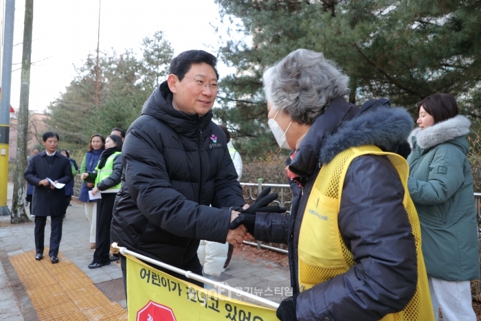 �̻��� ����Ư�ʽ���, ���δ����� �������� ���� ����