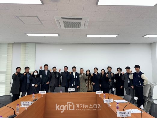 ����Ư�ʽ�, �������� ���𵨸���� ������� ���밣��ȸ ����