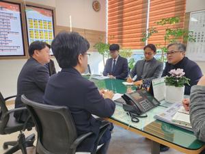 ���� ���ν��ǿ�,  �����￪ ������ ��Ʋ���� ������ ��ġ�� ����ȸ ����